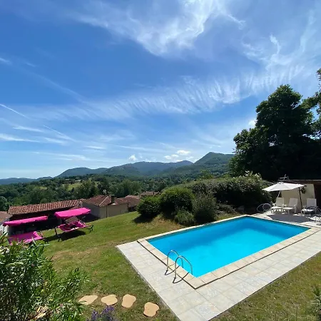 Guest house Yourtes De Barousse Insolite