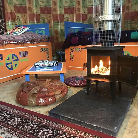 Yourtes De Barousse Insolite Maison d'hôtes Créchets