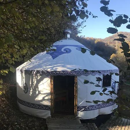 Yourtes De Barousse Insolite Maison d'hôtes *