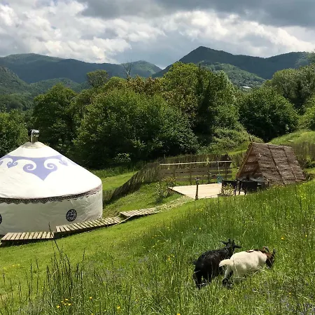 Maison d'hôtes Yourtes De Barousse Insolite Créchets